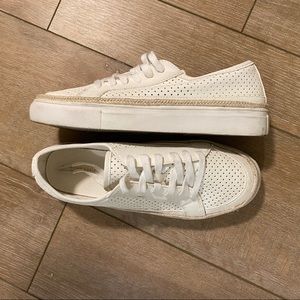 American Eagle White Sneakers